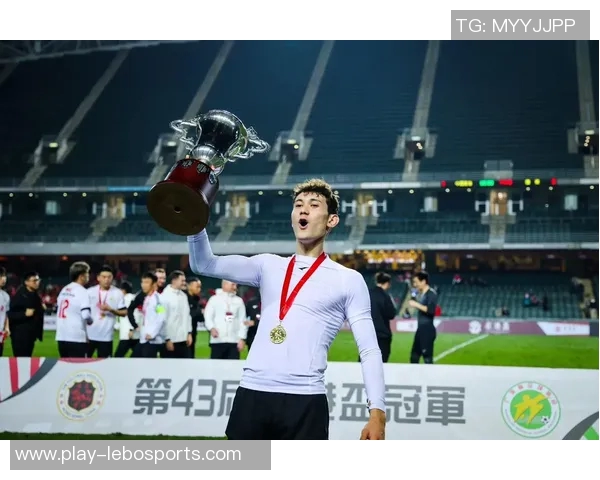 足球之美尽在脚下经典瞬间重温天下足球的魅力与激情